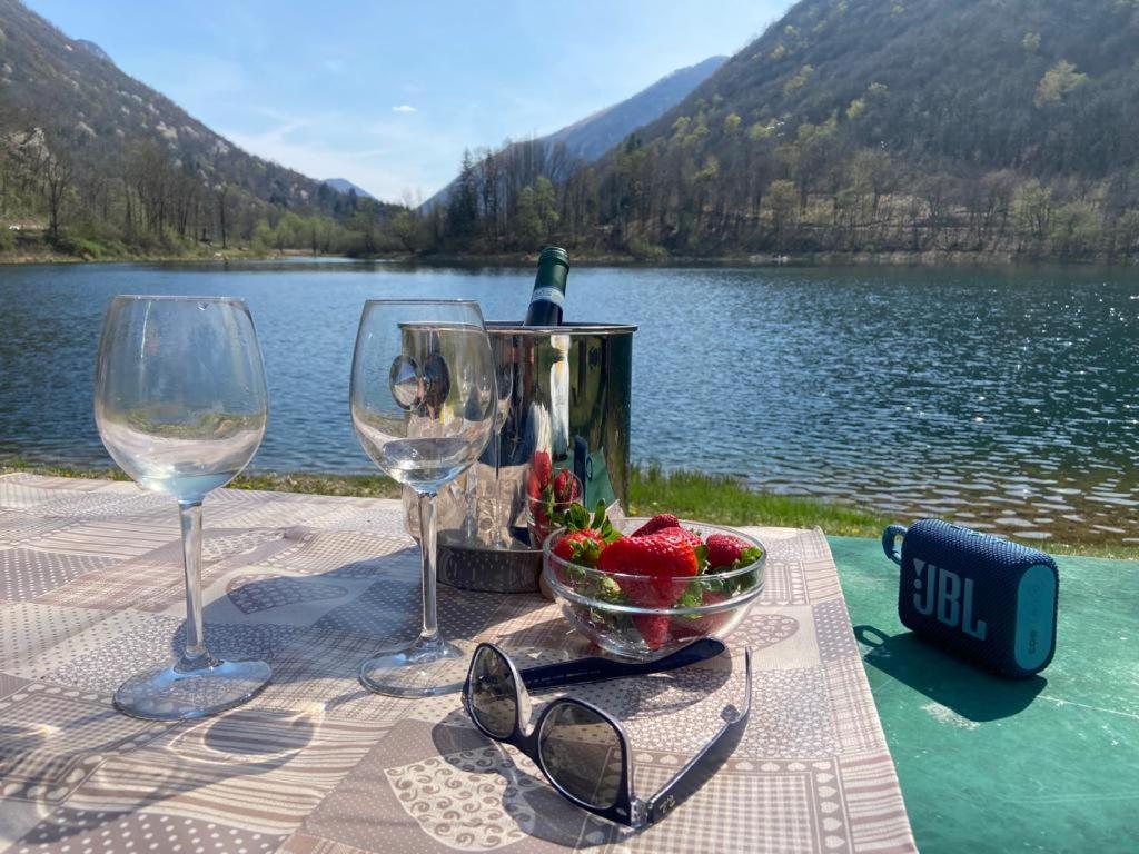 L'Angolino Di Magda: On The Lake-Private Beach! Ghirla Exteriér fotografie